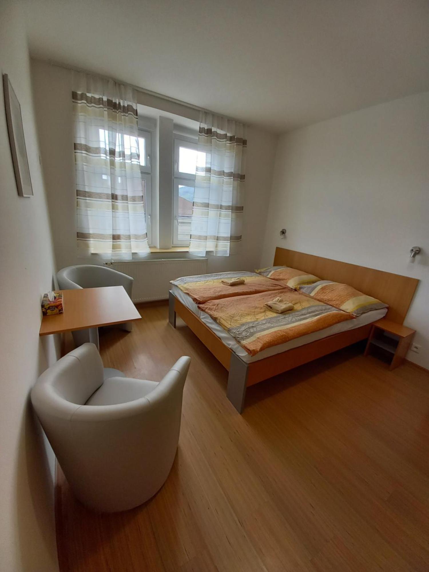Hotel Decin Room photo