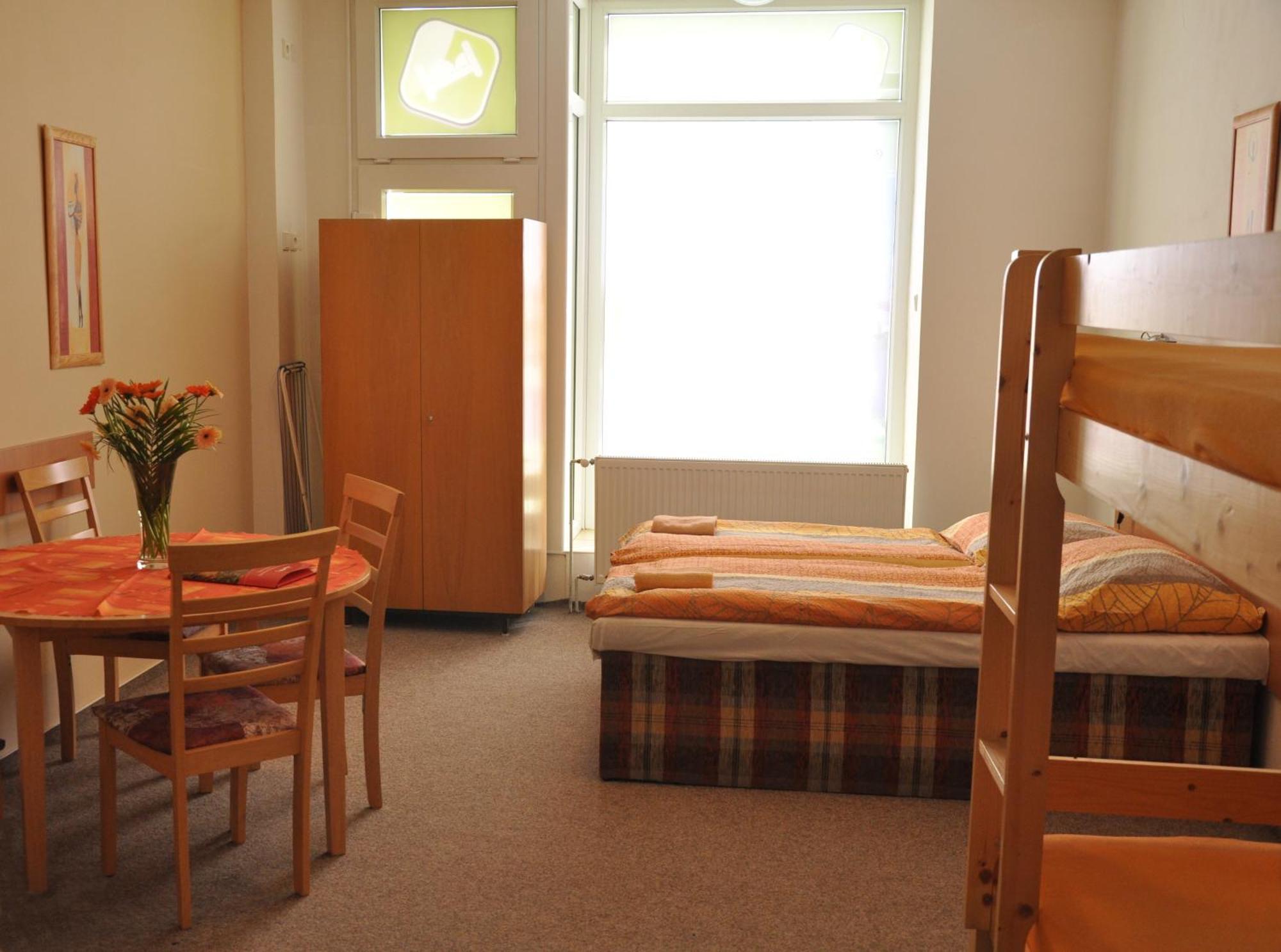 Hotel Decin Exterior photo