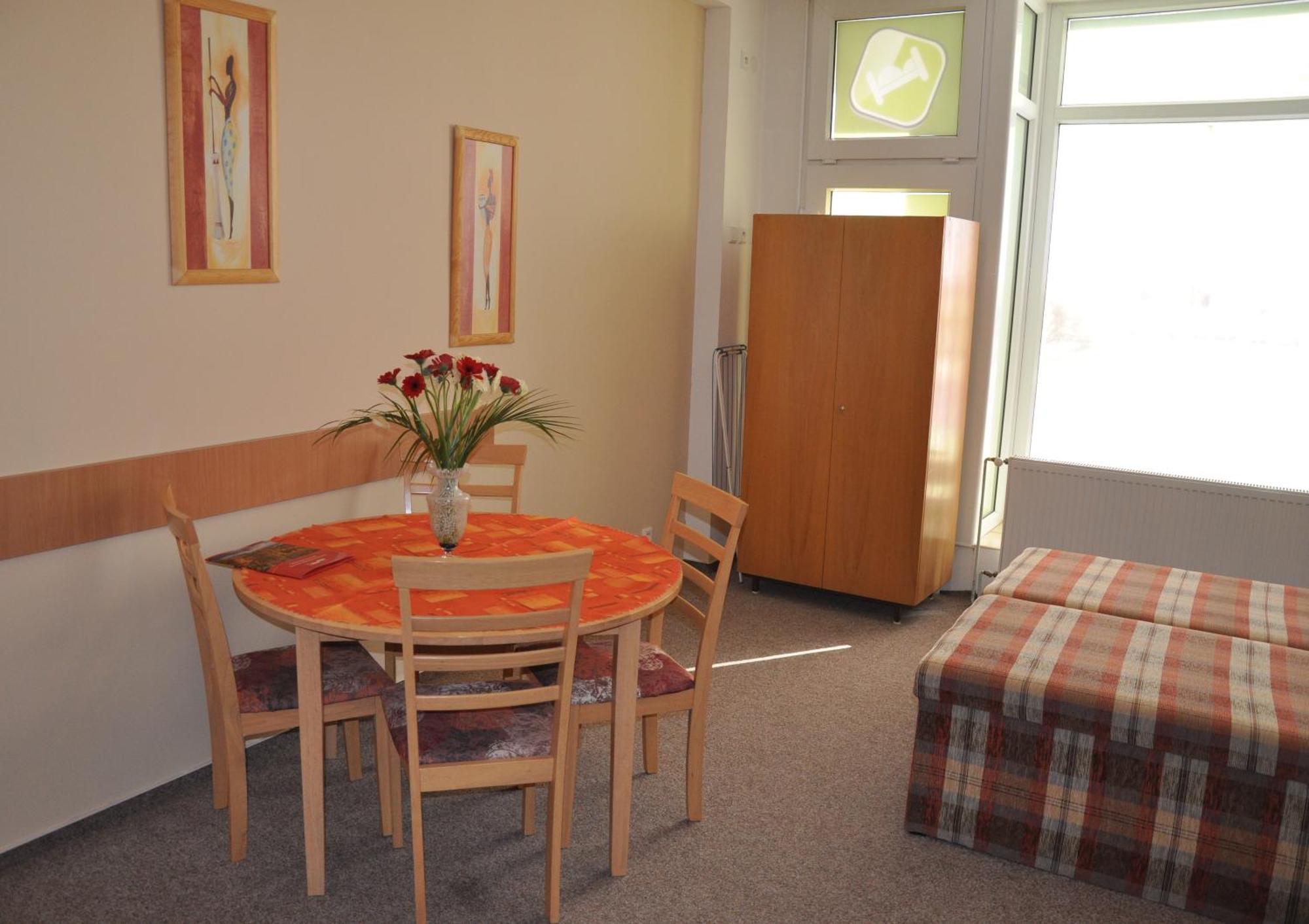 Hotel Decin Exterior photo