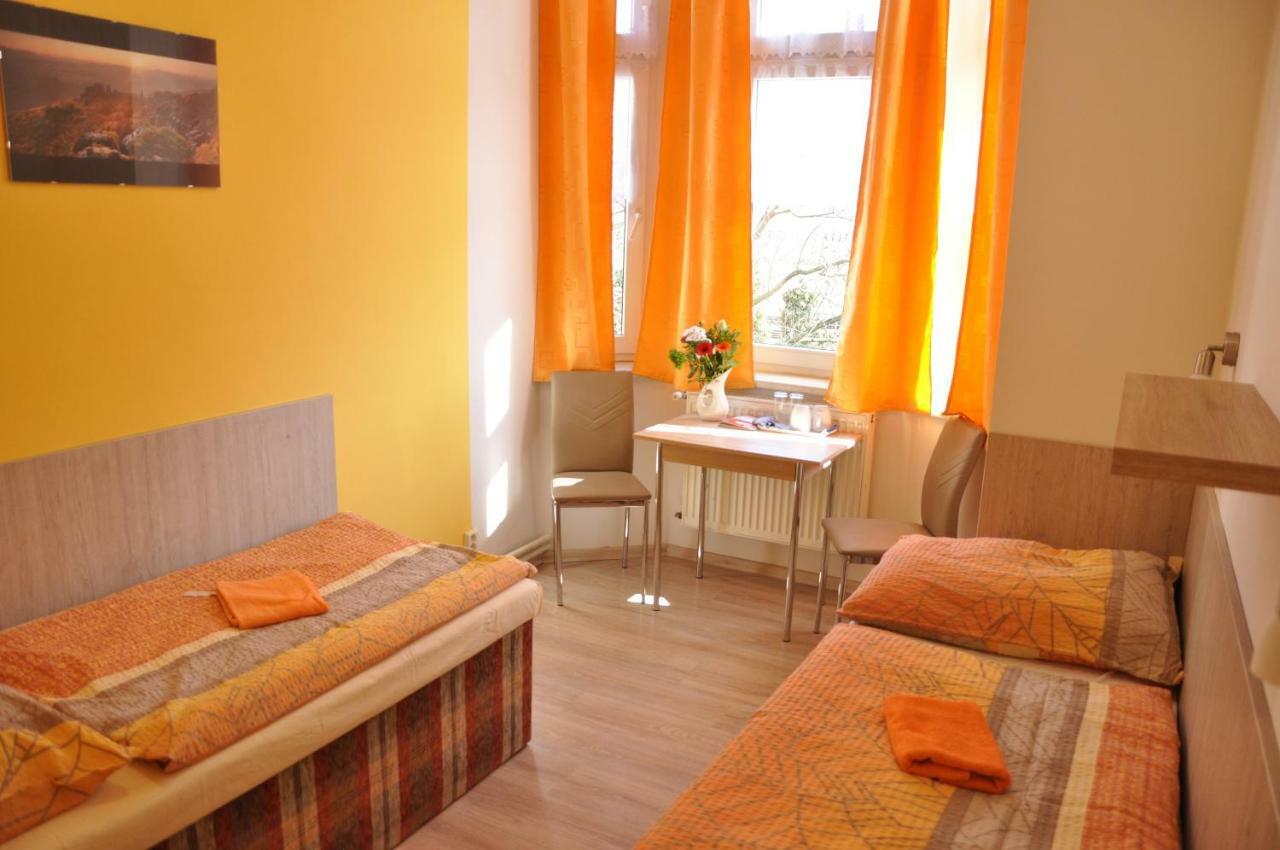 Hotel Decin Exterior photo
