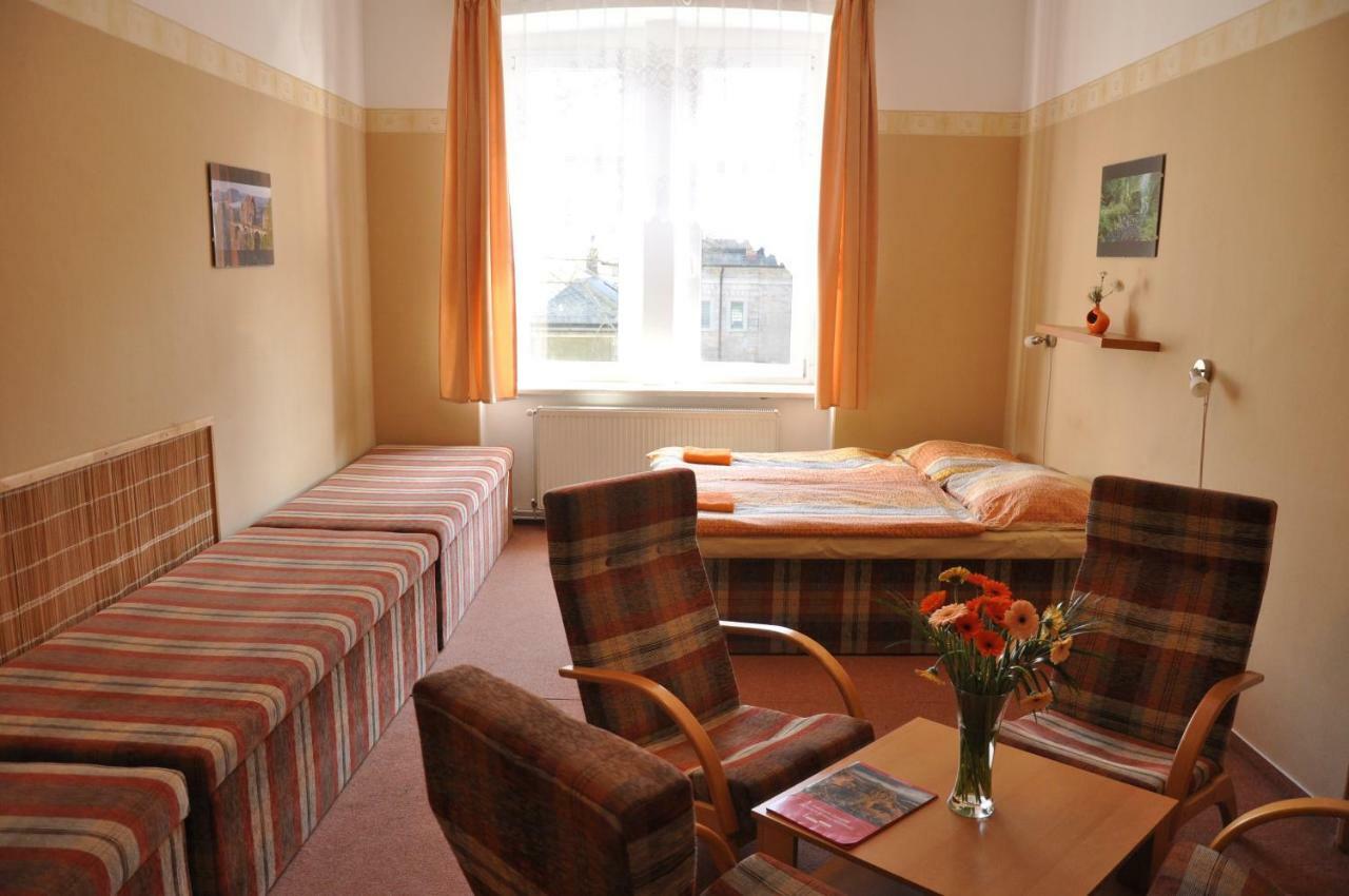 Hotel Decin Exterior photo
