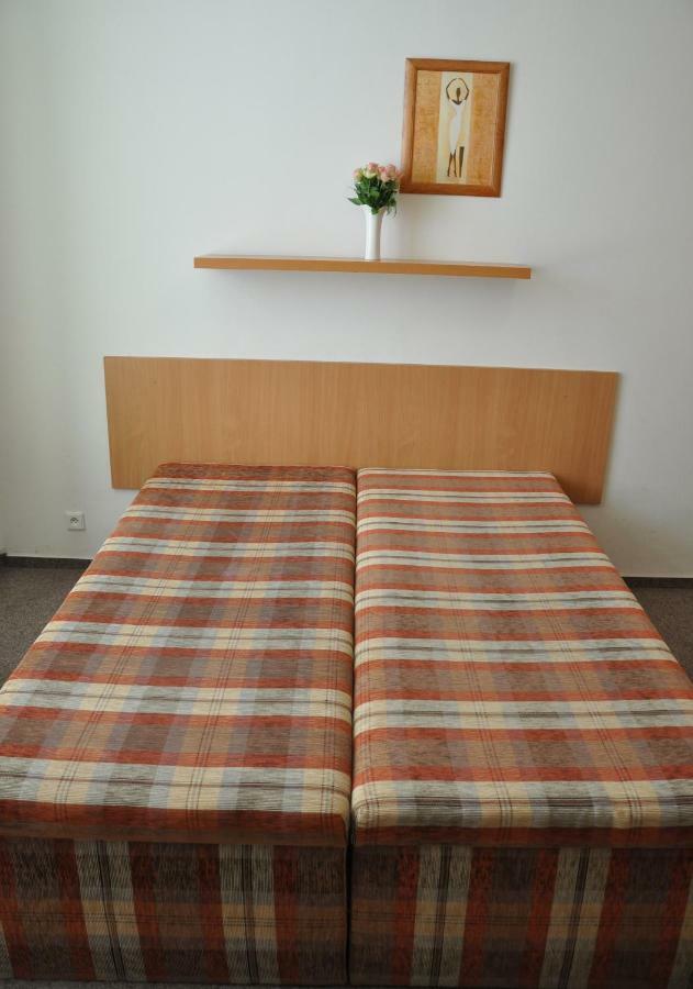 Hotel Decin Exterior photo
